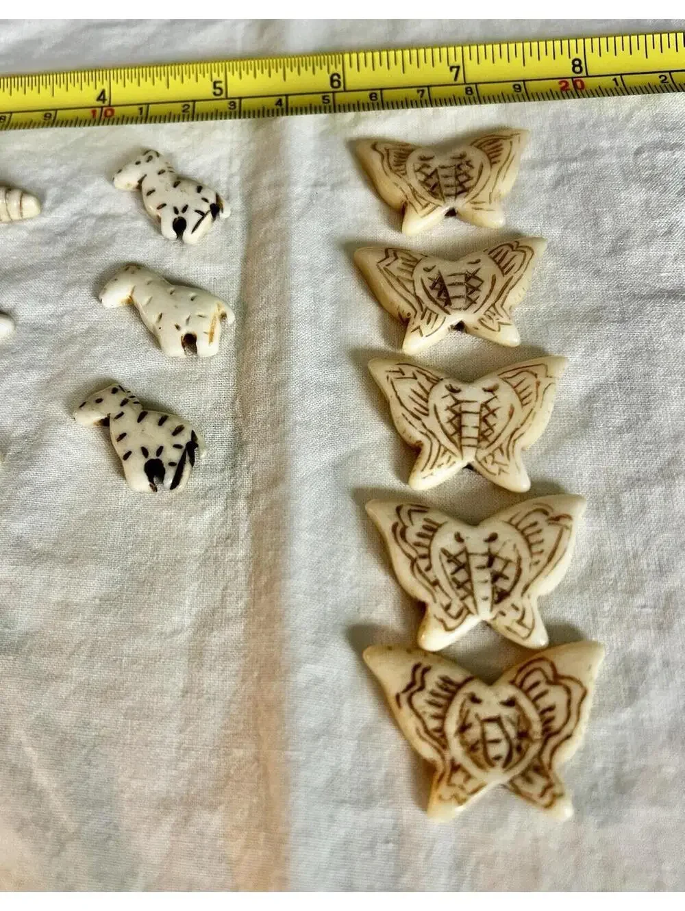 Vtg Bovine Bone Native Carved Fetish Bead Polar Bear Butterfly Zebra Armadillo